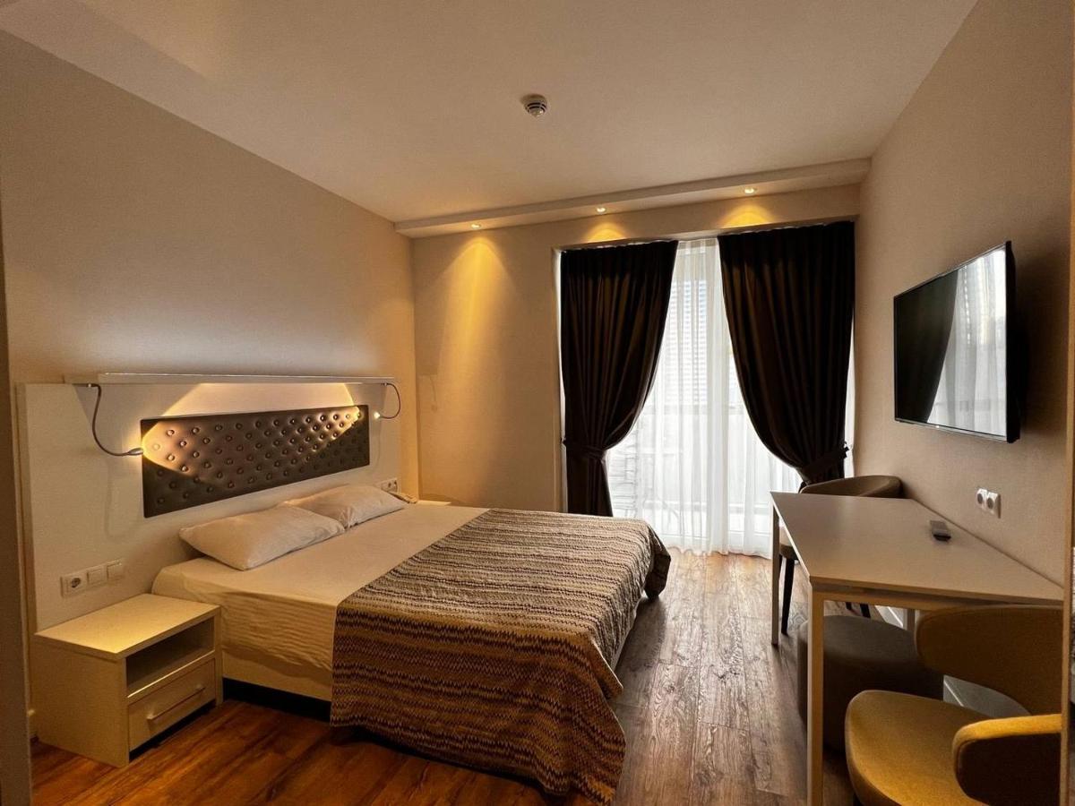 Batumi Deluxe Apartments Экстерьер фото
